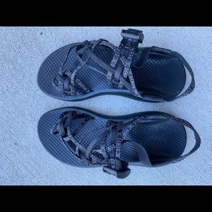 EXCELLENT condition chacos